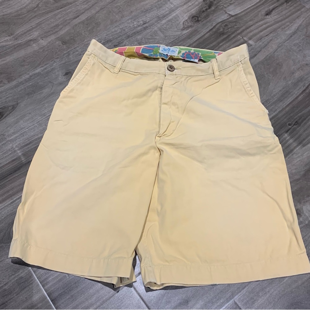 Hollister khaki shorts 32